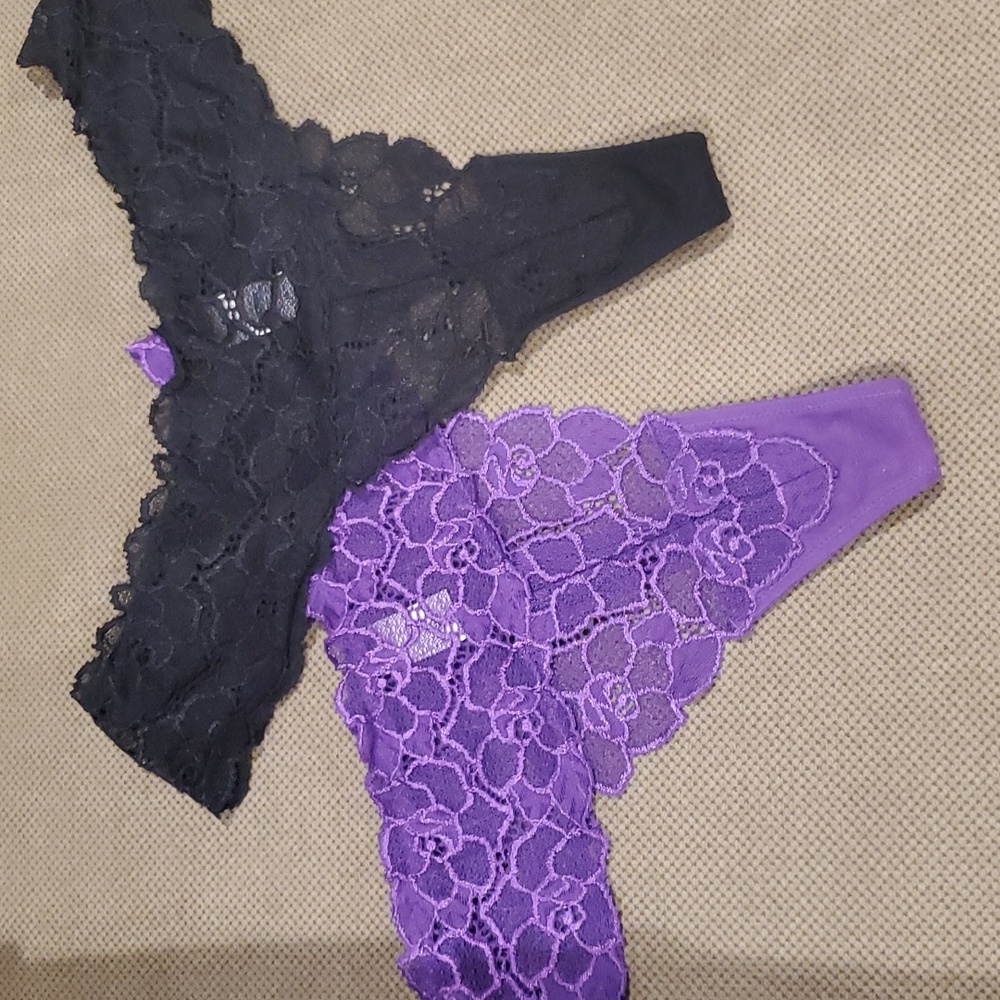 Very Sexy Victoria Secret Lace Thong Underwear sz:Medium
